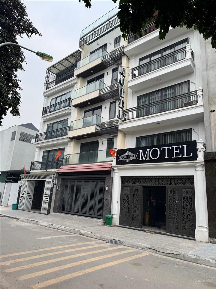 Mặt phố hoa lâm dt 120 mét vỉa hè đánh bóng kinh doanh đa dạng giá 24 tỷ có thương lượng