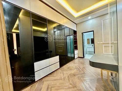 Nhà hồng tiến, dt 55 mét, 6 tầng mới đẹp từng chi tiết
