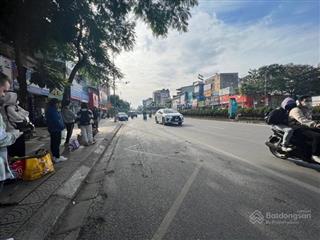 Bán lô góc lâm hạ, 3 mặt tiền, đẹp long biên, thoáng vĩnh viễn, trước mặt view hồ, dt 265m², giá