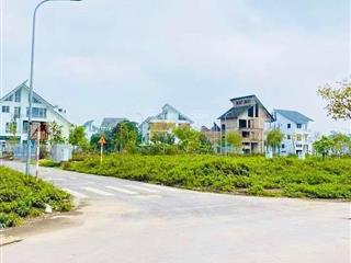 Chuyển nhượng lô đất dv phân lô  gần khu đô thị ngôi nhà mới  ngô sài