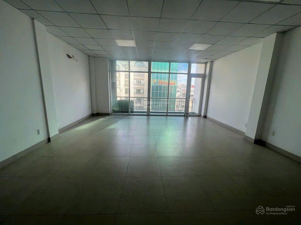 Cho thuê nhà mặt tiền đường lê văn duyệt bình thạnh  dt 7x15  trệt 3 lầu  thang máy  45 triệu