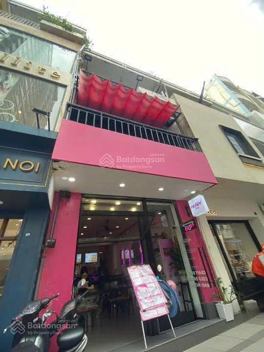 Cho thuê nhà mặt tiền đường đặng thị nhu quận 1  dt 4x10  trệt, 2 lầu  giá 60 triệu  0979 282 ***