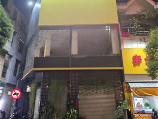 Cho thuê căn góc 2 mặt tiền kinh doanh đường lạc long quận q11  dt 8x15  trệt 3 lầu  60 triệu