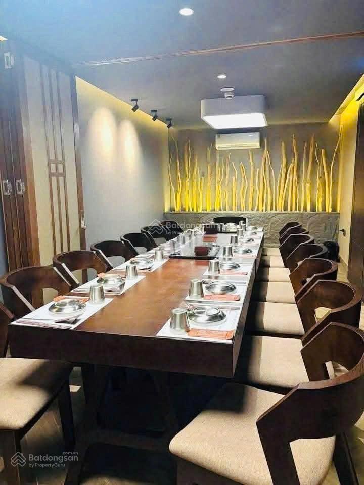 Cho thuê nhà mặt tiền kinh doanh đường nguyễn trãi p.bến thành q1  dt 4x20  trệt 3 lầu  95 triệu