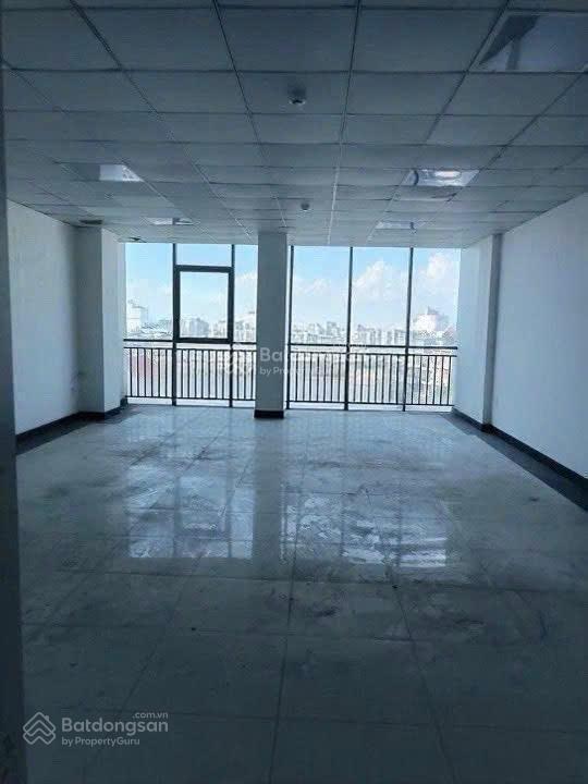 Cho thuê tòa nhà góc 2 mặt tiền đường nguyễn văn khối gò vấp  dt 7x30  hầm 5 tầng  68 triệu