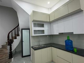 Bán nhà phố vĩ thị sáu hai bà trưng hà nội . diện tích 64 m. 3 tầng giá hợp lý