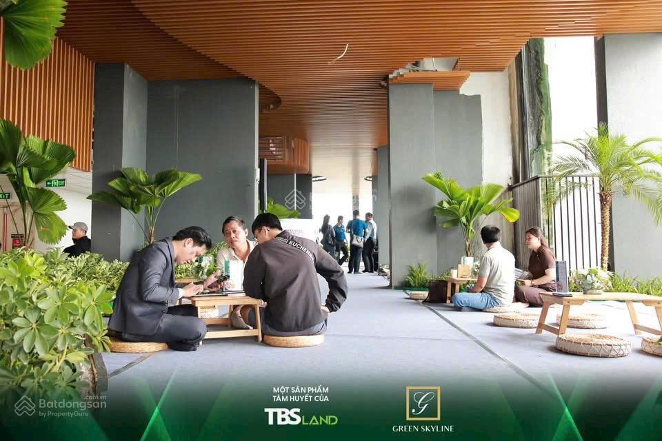 Căn hộ phạm văn đồng bàn giao full nội thất chỉ từ 2tỷ8 green skyline.