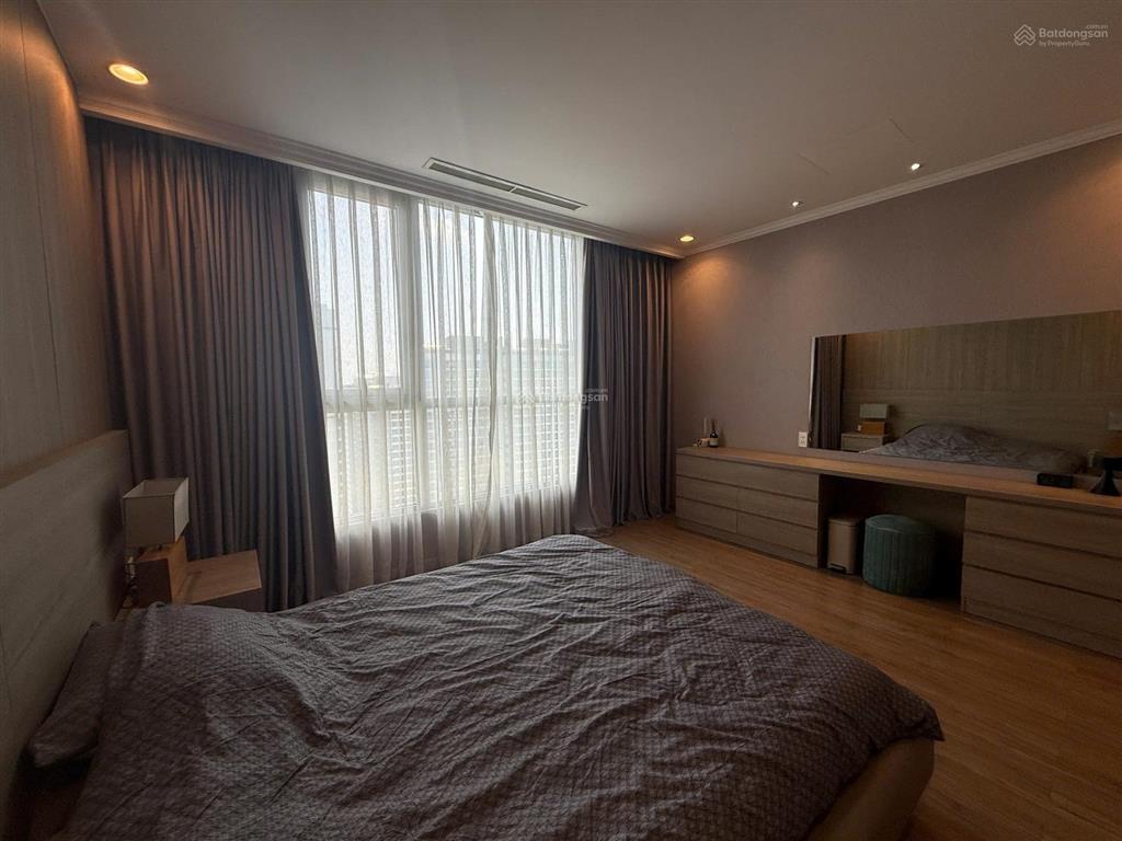 Cho thuê 3 phòng vinhomes central park, full nội thất vào ở liền 0911 223 ***