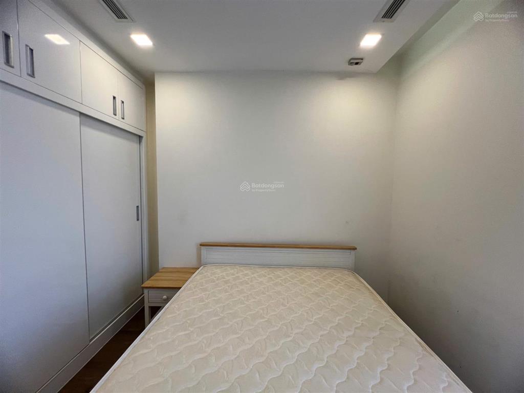Cho thuê căn 2pn vihomes central park, view sông vào ở liền, 0911 223 ***