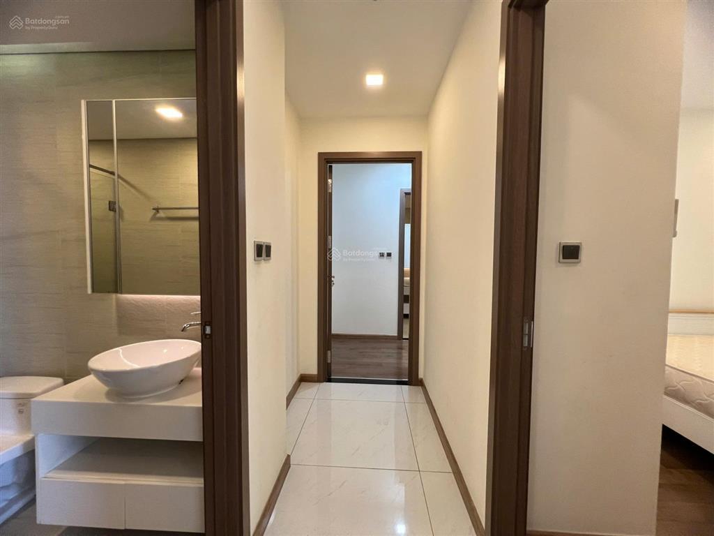 Cho thuê căn 2pn vihomes central park, view sông vào ở liền, 0911 223 ***