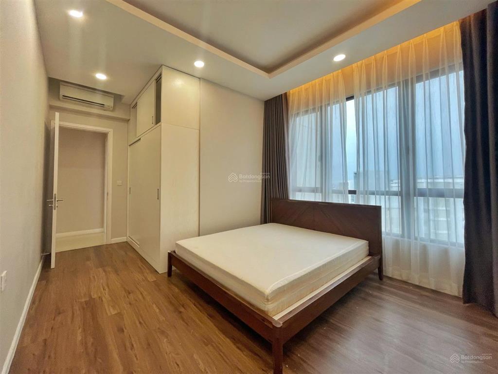 Cho thuê 3pn, 150m2, chung cư estella heights quận 2, tầng sân vườn, đầy đủ nội thất