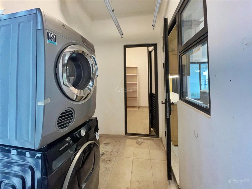 Cho thuê 3pn, 150m2, chung cư estella heights quận 2, tầng sân vườn, đầy đủ nội thất
