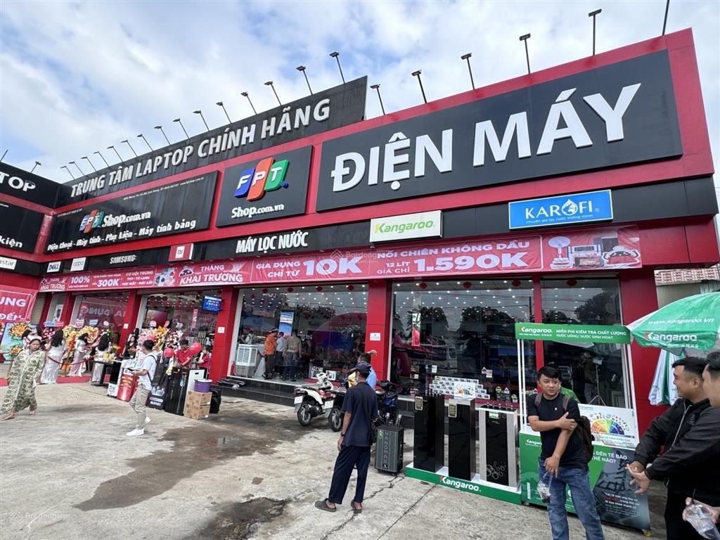 Bán nhà mặt tiền góc lê văn khương  nguyễn ảnh thủ dt 20x20m, hđt 110tr/th, giá 30 tỷ