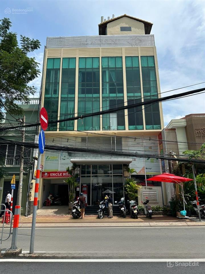 Ngay aeon mall  tòa nhà chdv 2 mặt tiền  17x30m  6 tầng (60 phòng)  hđt 222 triệu  giá 41 tỷ