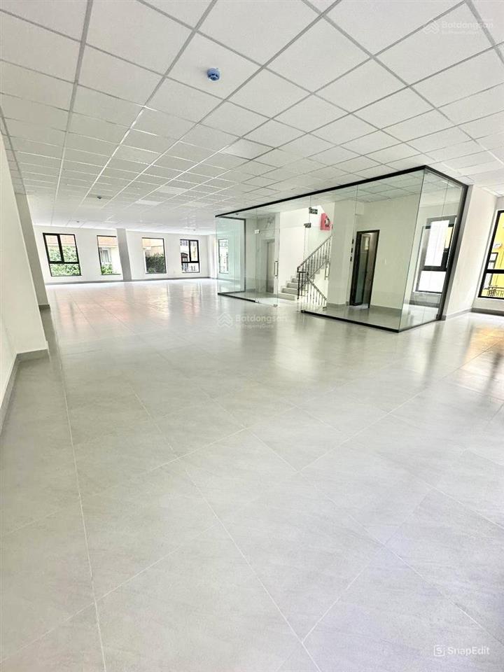 Dòng tiền gần 5%/năm, bán tòa nhà hầm 7 tầng đường yên thế dt 15x30m giá 89 tỷ tl mạnh