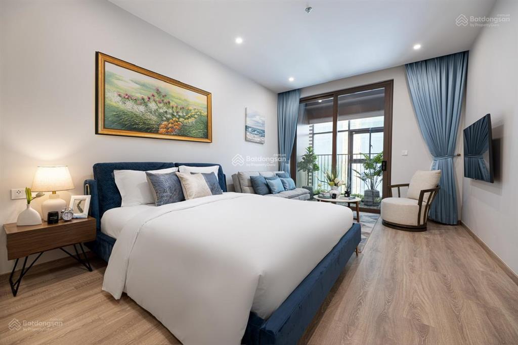 Cần bán căn studio view biển mỹ khê tầng cao, full nội thất, giá tốt