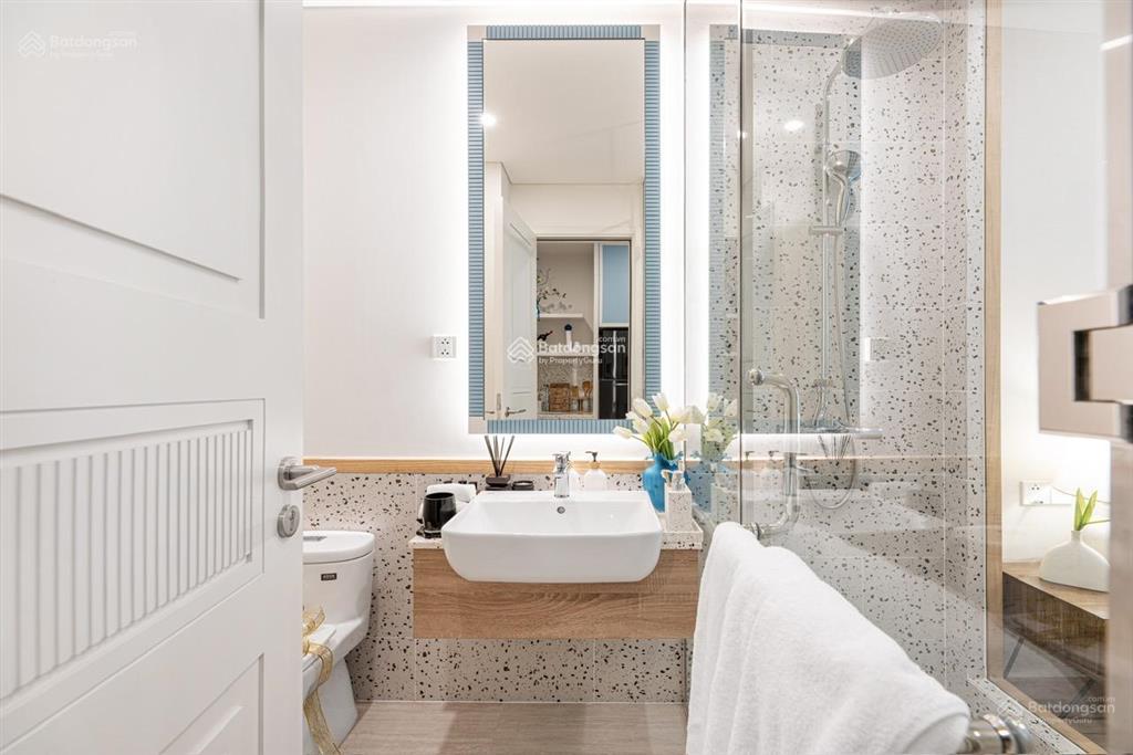 Bán gấp căn góc hoa hậu 2pn tầng cao view trực diện biển + bán đảo sơn trà, hỗ trợ vay 70%