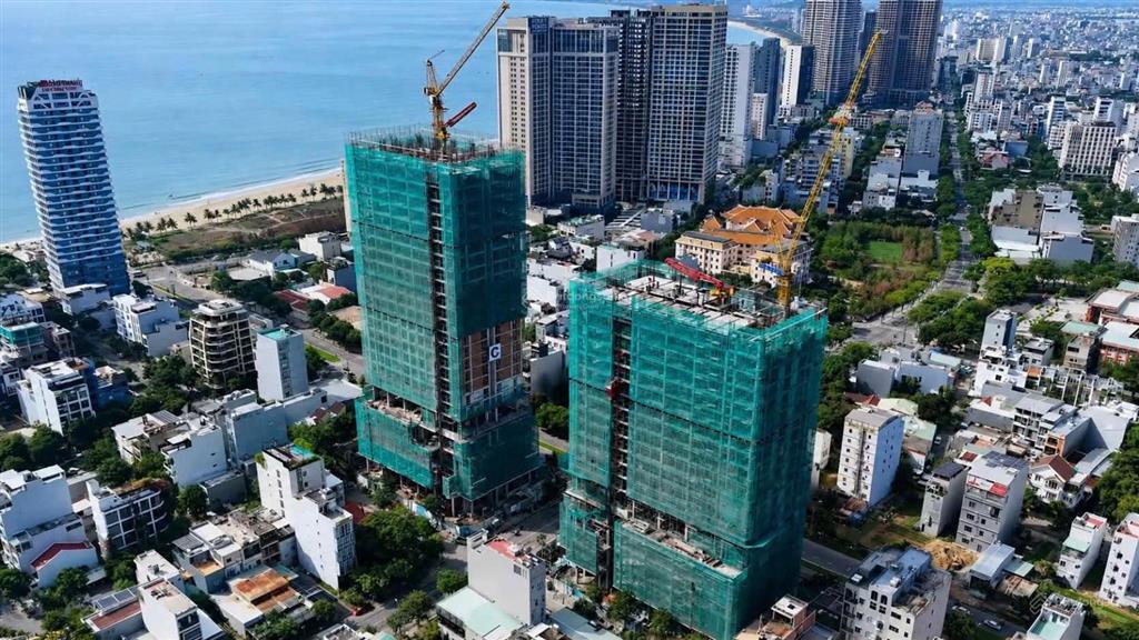 Bán gấp căn góc hoa hậu 2pn tầng cao view trực diện biển + bán đảo sơn trà, hỗ trợ vay 70%