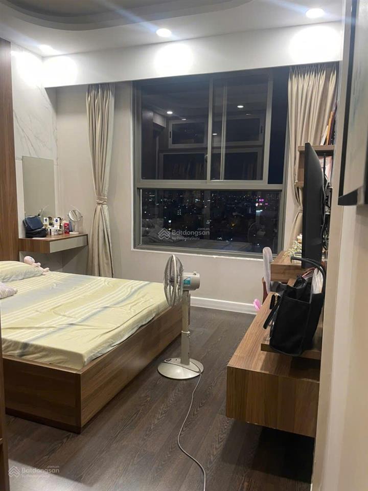 Cần bán gấp căn hộ trước tết newton residence 96m2 3pn giá 8 tỷ. đt 0909 476 *** cường view mát