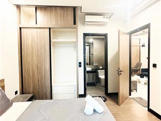 Chính chủ cần cho thuê gấp căn hộ cao cấp sky center 139m2 3pn 22tr ở liền. đt 0909 476 *** cường