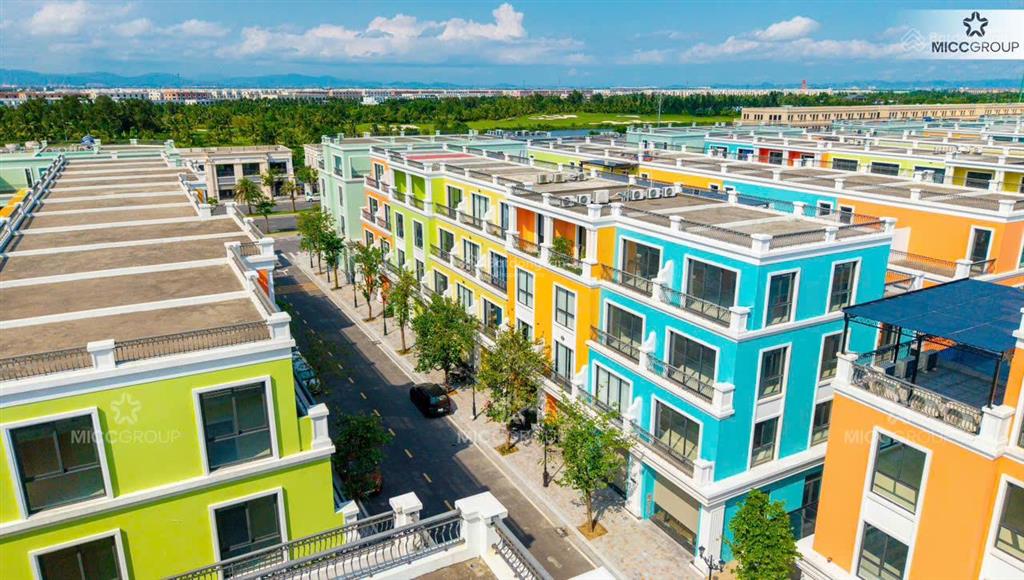 Shophouse tài lộc vin vũ yên áp voucher 1,5 tỷ giá tts chỉ còn 6.8 tỷ