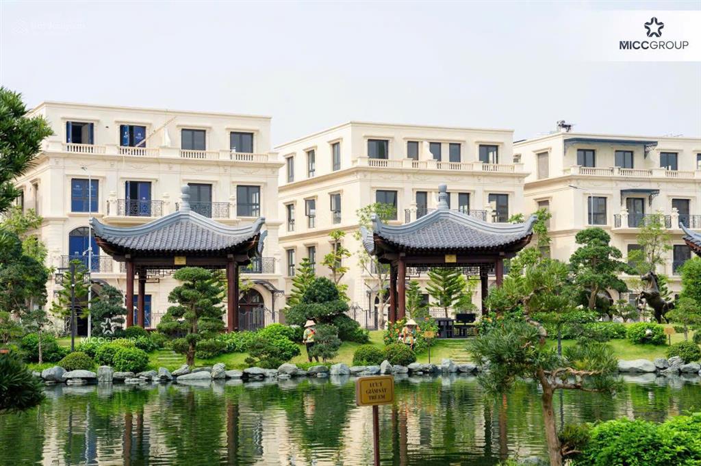 Chuyển nhượng biệt thự song lập đảo vua vị trí lõi gần công viên giá cắt lỗ hơn 14 tỷ  0936 652 ***