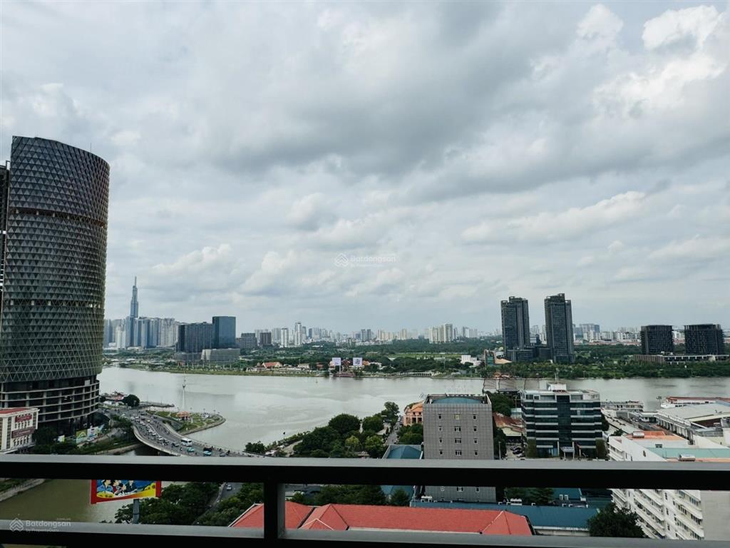 Bán căn saigon royal 88m² 2pn, view sông 13,5 tỷ full nội thất đẹp,  0931 802 68o