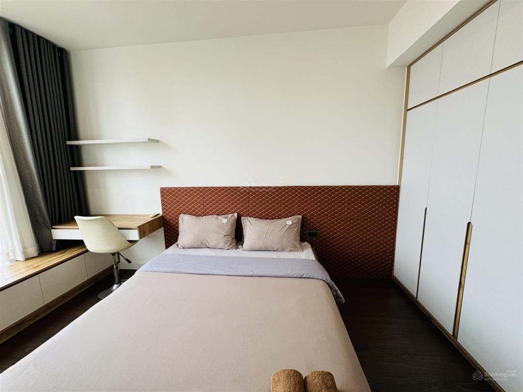 Bán căn saigon royal 88m² 2pn, view sông 13,5 tỷ full nội thất đẹp,  0931 802 68o