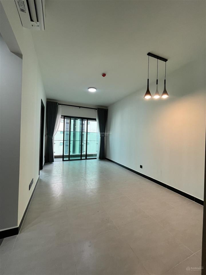 Chuyển nhượng delasol 2pn 73m2 ntcb, 8ty35 đã bao 5% sổ.  0931 8o 26 8o