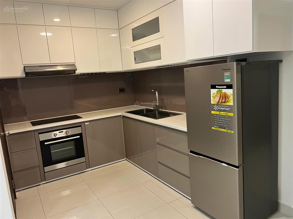 Cho thuê saigon royal tầng cao view bitexco & nhà rồng 88m2 2pn2wc chỉ 25 triệu   0931 8o 26 8o