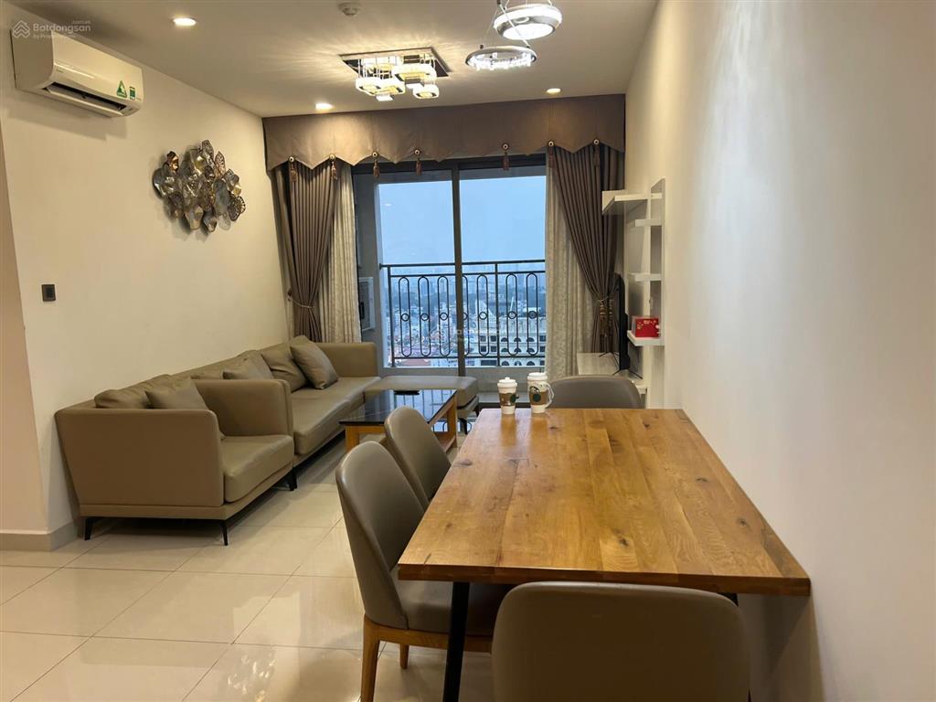 Cho thuê saigon royal tầng cao view bitexco & nhà rồng 88m2 2pn2wc chỉ 25 triệu   0931 8o 26 8o