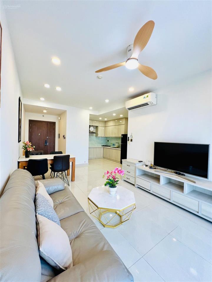 Bán nhanh saigon royal 82m2 2pn2wc tầng cao, full nội thất, 8ty6 all in   0931 8o 26 8o