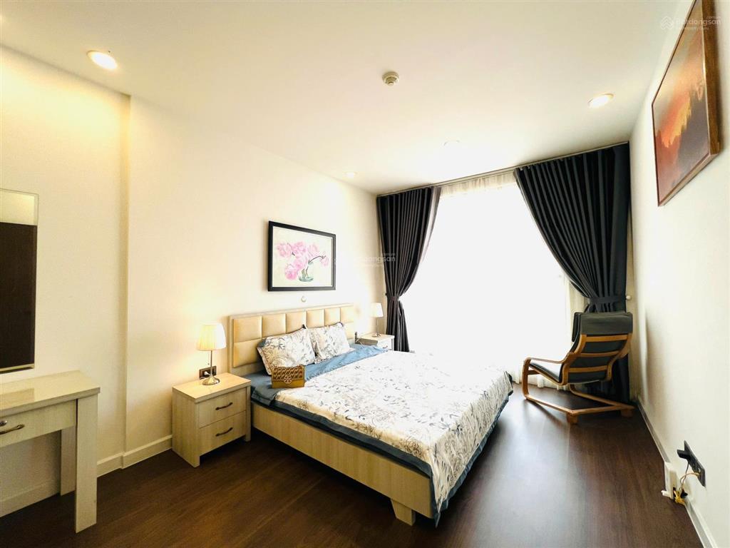 Bán nhanh saigon royal 82m2 2pn2wc tầng cao, full nội thất, 8ty6 all in   0931 8o 26 8o