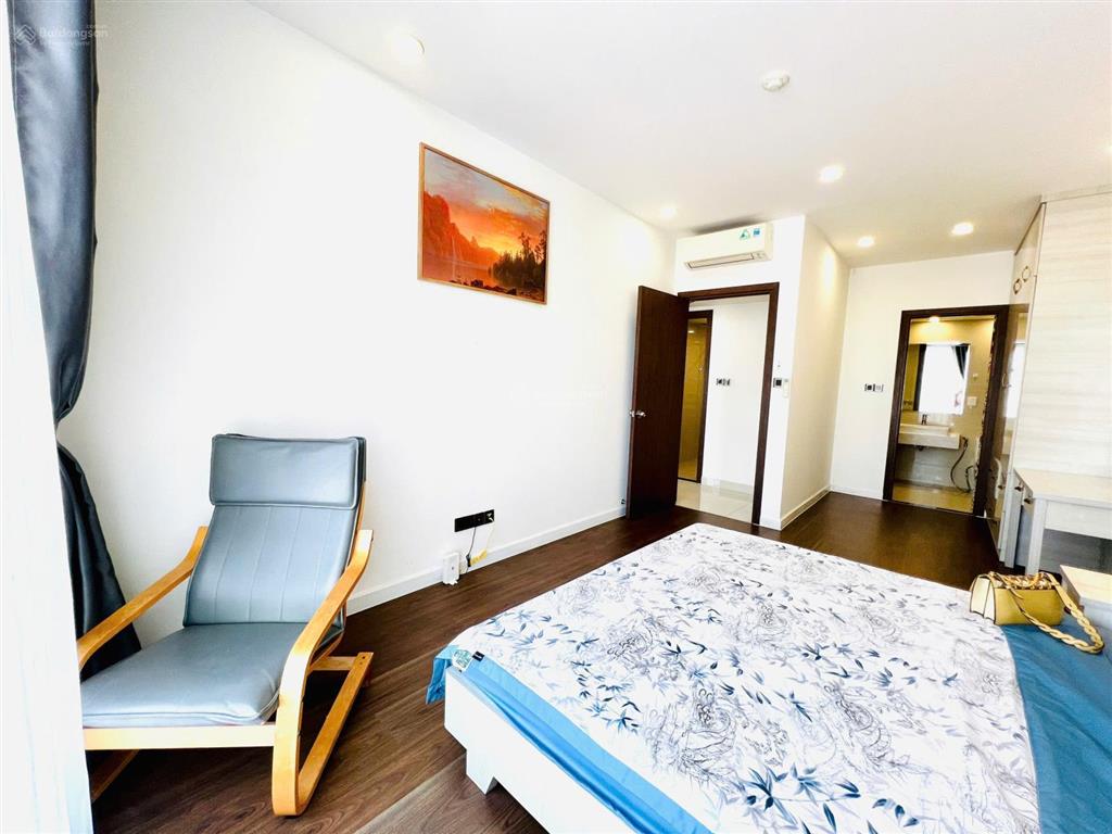 Cho thuê saigon royal tầng cao view bitexco & nhà rồng 88m2 2pn2wc chỉ 25 tr/th   0931 802 ***