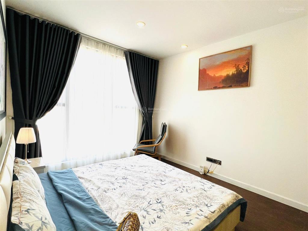 Cho thuê saigon royal tầng cao view bitexco & nhà rồng 88m2 2pn2wc chỉ 25 tr/th   0931 802 ***