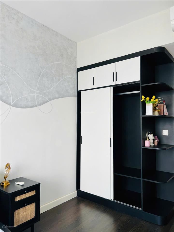 Cần bán nhanh river gate 2pn2wc 74m2 full nội thất nhà đẹp giá 7tỷ2   0931 802 ***