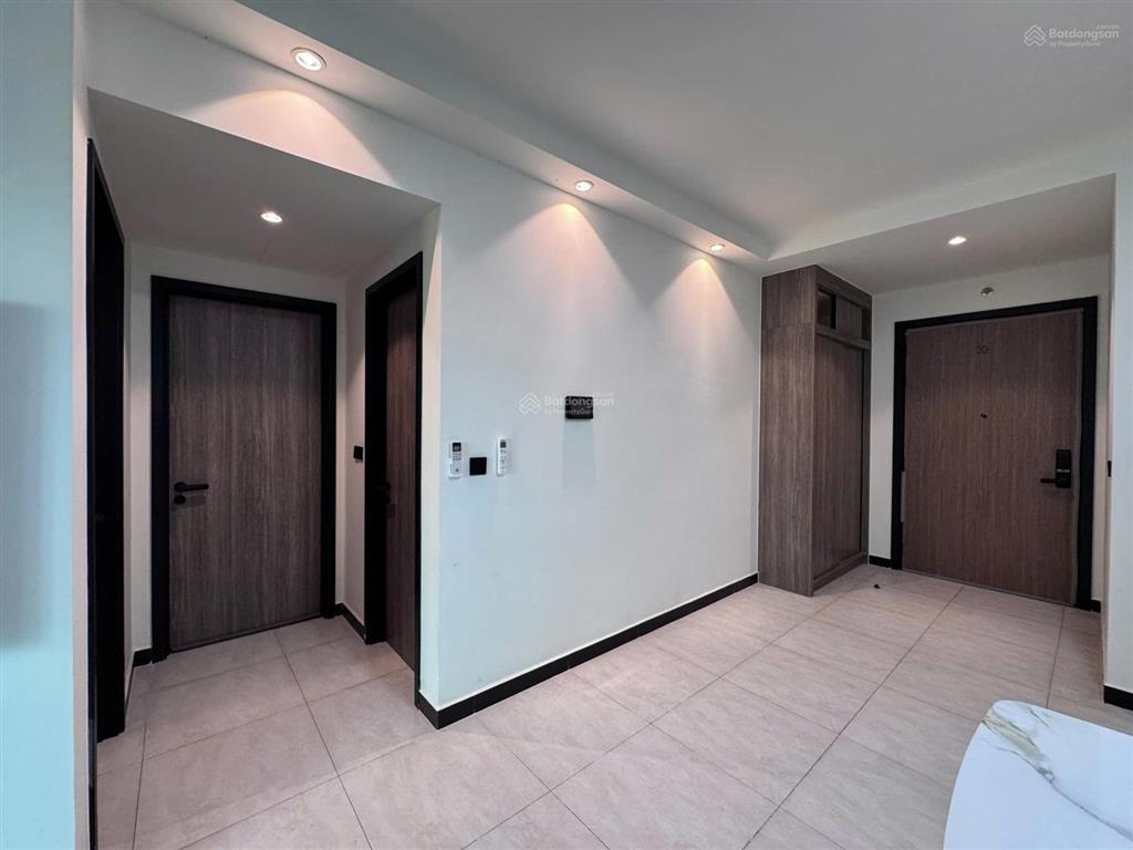 Cho thuê căn hộ de la sol 74m2 2pn 2wc full nội thất. giá chỉ 22tr   0931 802 ***