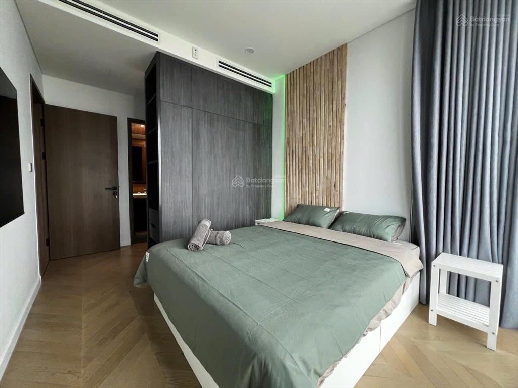 Hot deal cho thuê căn góc full nội thất 2pn lumiere riverside giá 37tr/tháng, sẵn chìa xem nhà dễ