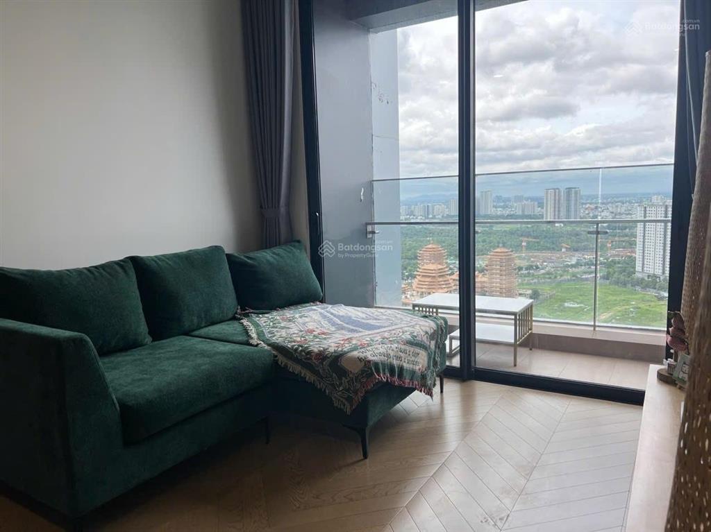Hot deal cho thuê căn góc full nội thất 2pn lumiere riverside giá 37tr/tháng, sẵn chìa xem nhà dễ