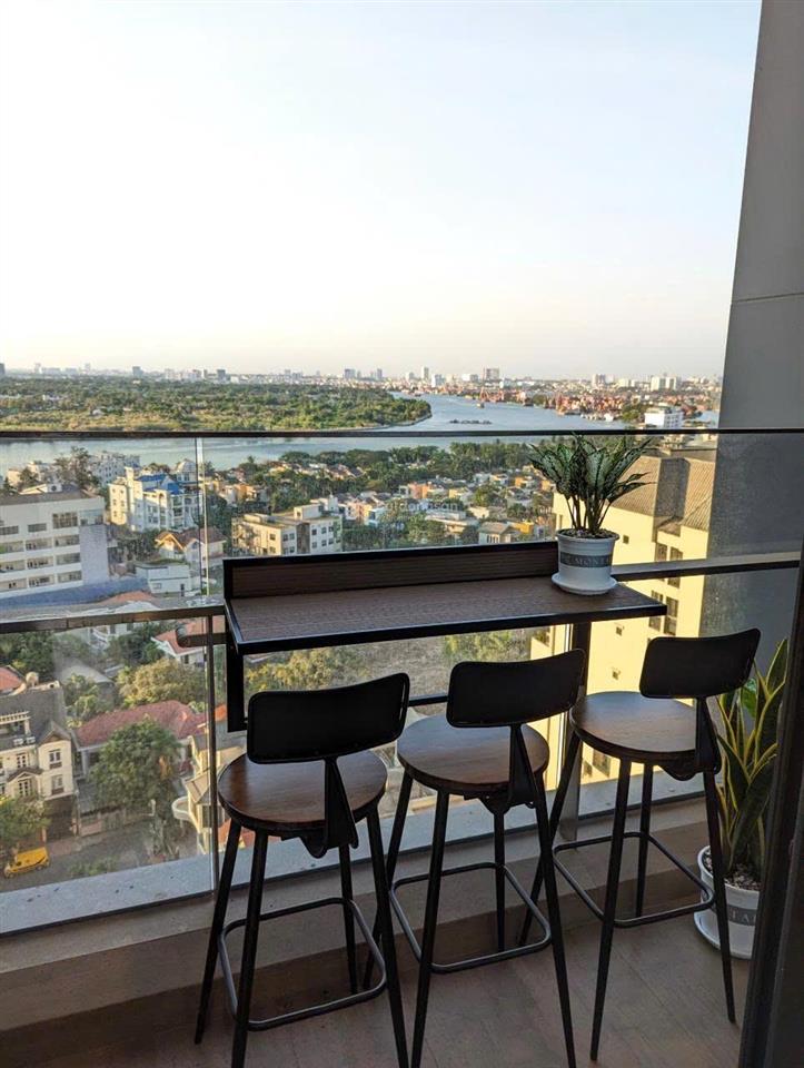 Chủ gửi cho thuê nhanh căn hộ 2pn lumiere riverside view sông trực diện, văn phòng tại dự án xem dễ