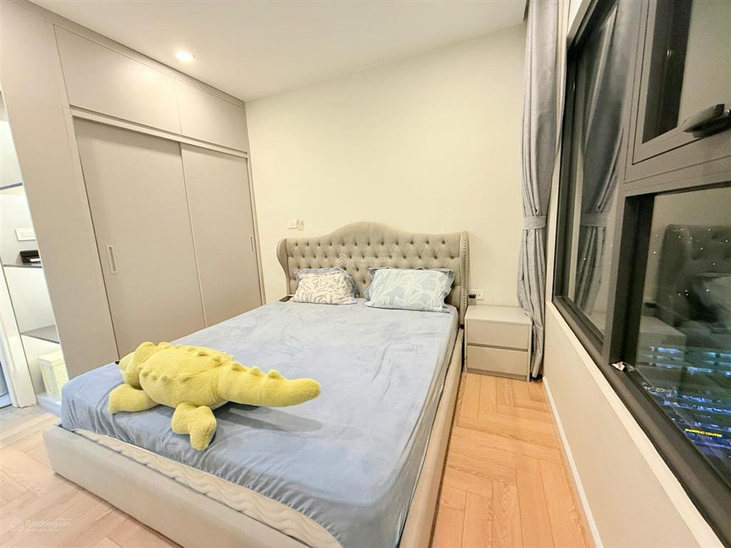 Cần bán gấp căn hộ 2pn 55m2  4 tỷ tòa imperia vinhomes smart city