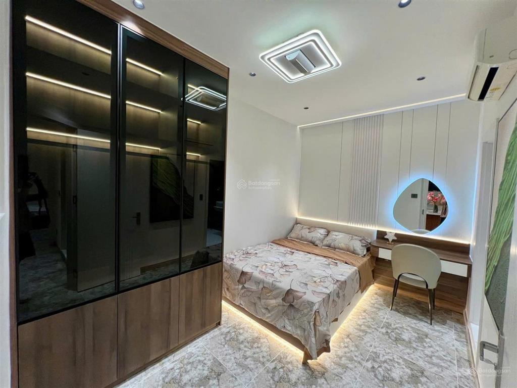 Chính chủ gửi em lộc bán căn hộ chung cư green river quận 8, dt 76m2, 2pn/2wc full nt, shr!