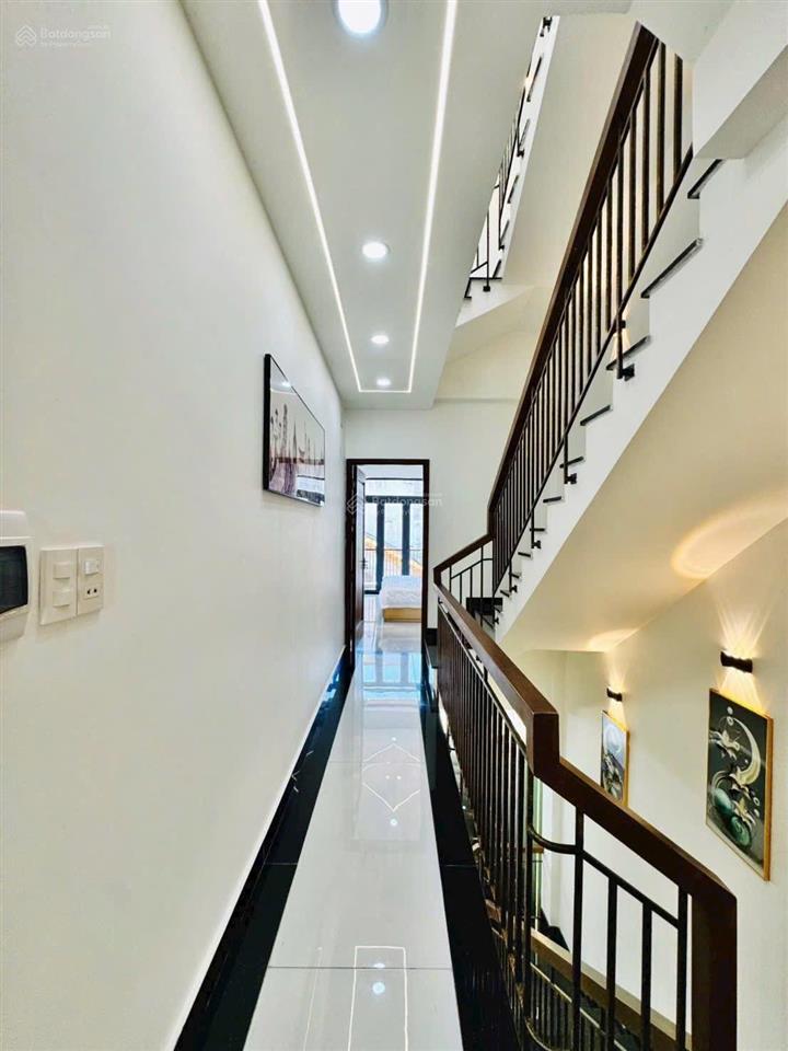 Nhà 2 lầu bình thạnh giá 2.69tỷ  hxh ngô tất tố  dòng tiền 19 triệu/tháng, gần thcs phú mỹ