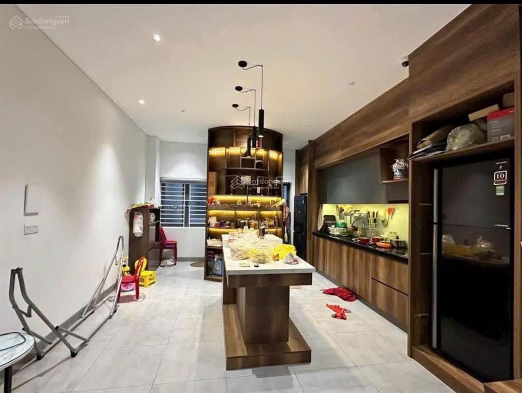 Bán gấp nhà giá 1.9tỷ, hẻm phường hiệp bình phước, gần kđt vạn phúc, sổ riêng, cho thuê 14tr/tháng