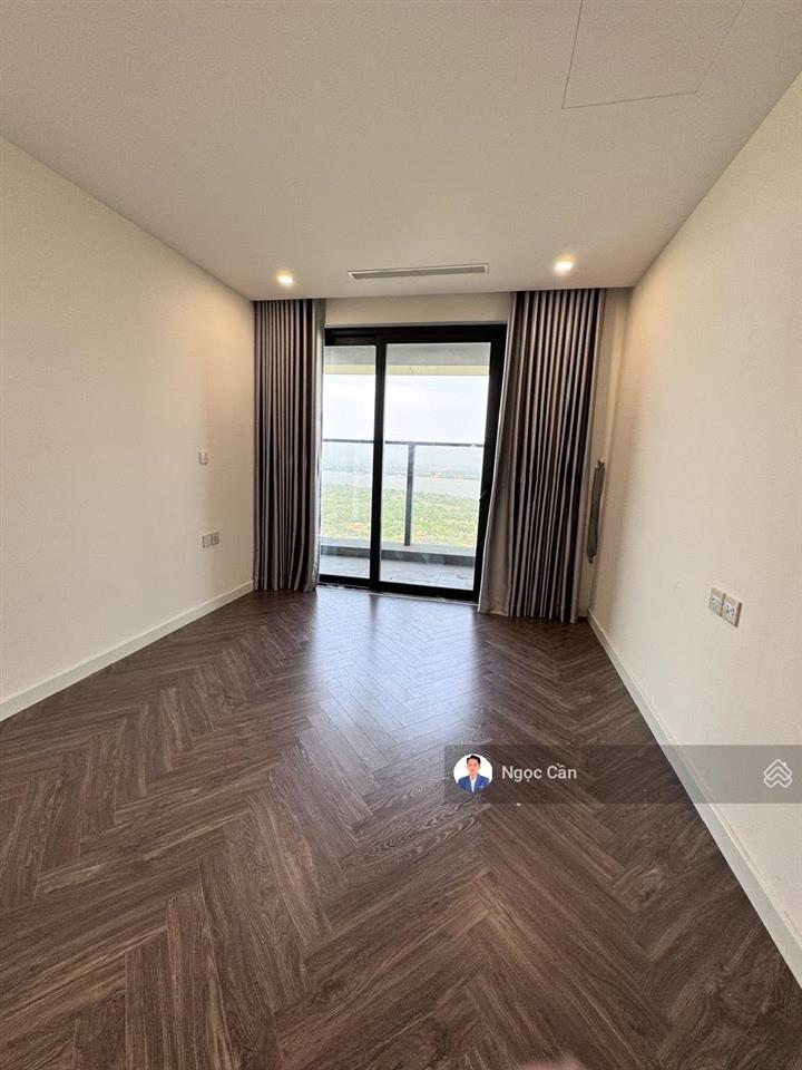 Cho thuê căn hộ, noble crystal riverside116m2giá chỉ 14tr/thview thoáng em ngọc cần
