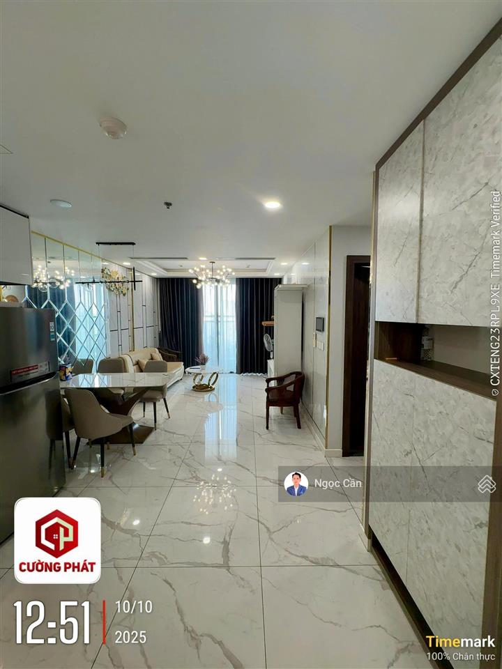 Chạm tay vào sự sang trọng, căn hộ sunshine sky,2pn,75m,giá chỉ 6.2ty