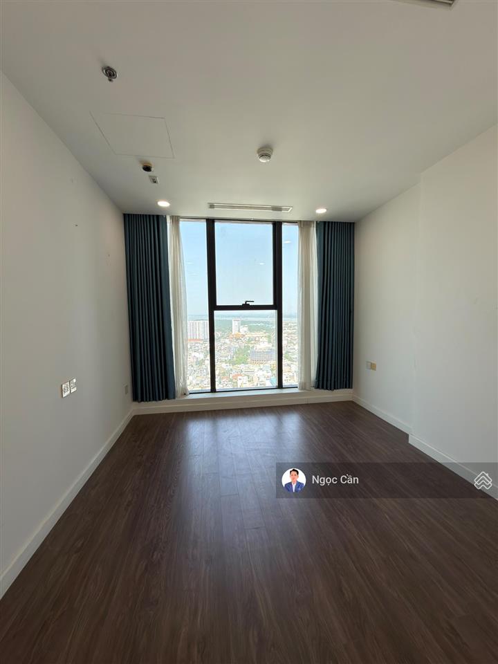 Bán gấp căn hộ 2pn 2wc 75m2 giá 5tỷ850 sunshine sky city liền kề pmh