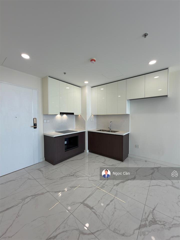 Bán gấp căn hộ 2pn 2wc 75m2 giá 5tỷ850 sunshine sky city liền kề pmh