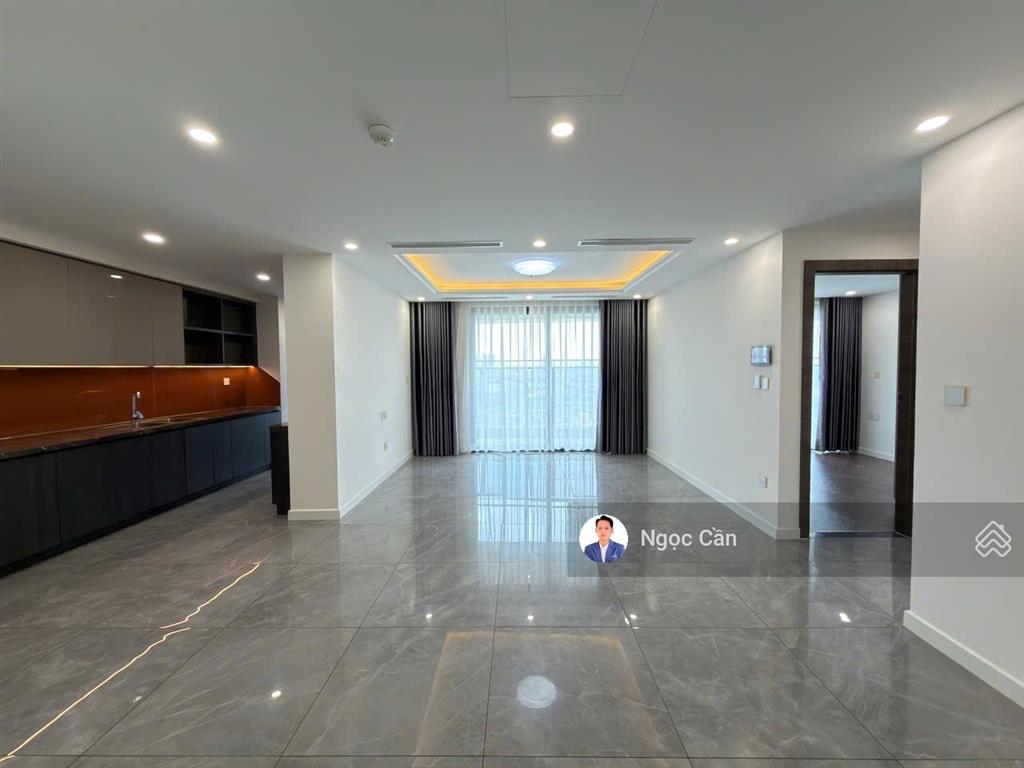 Cho thuê căn hộ 2pn + 1 kho, 138m², giá tốt 17tr/th miễn phí quản lí, đặc biệt view trọn pháo bông