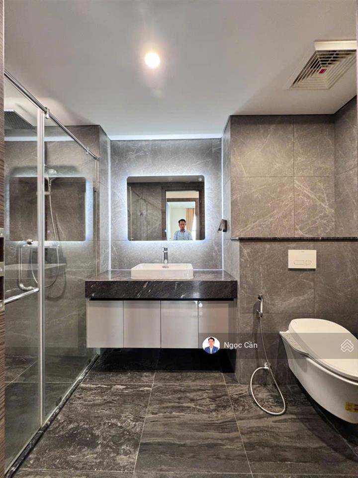 Căn hộ 2pn116m2giá chỉ 16tr/thview sông mát mẻ tại noble crystal riverside